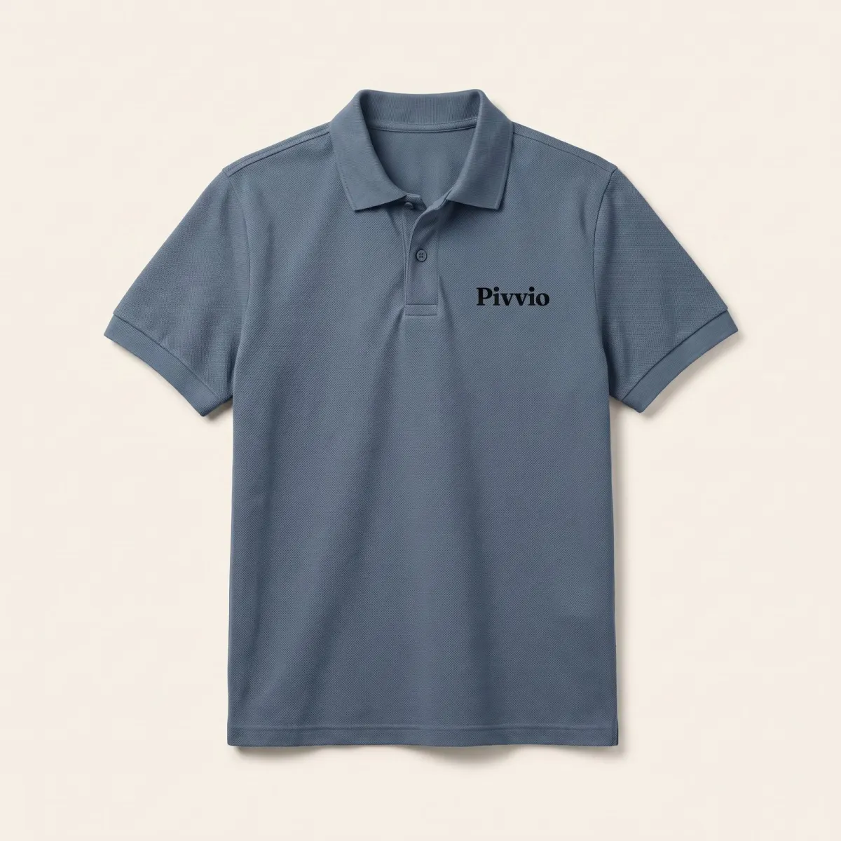 Polo with the Pivvio logo