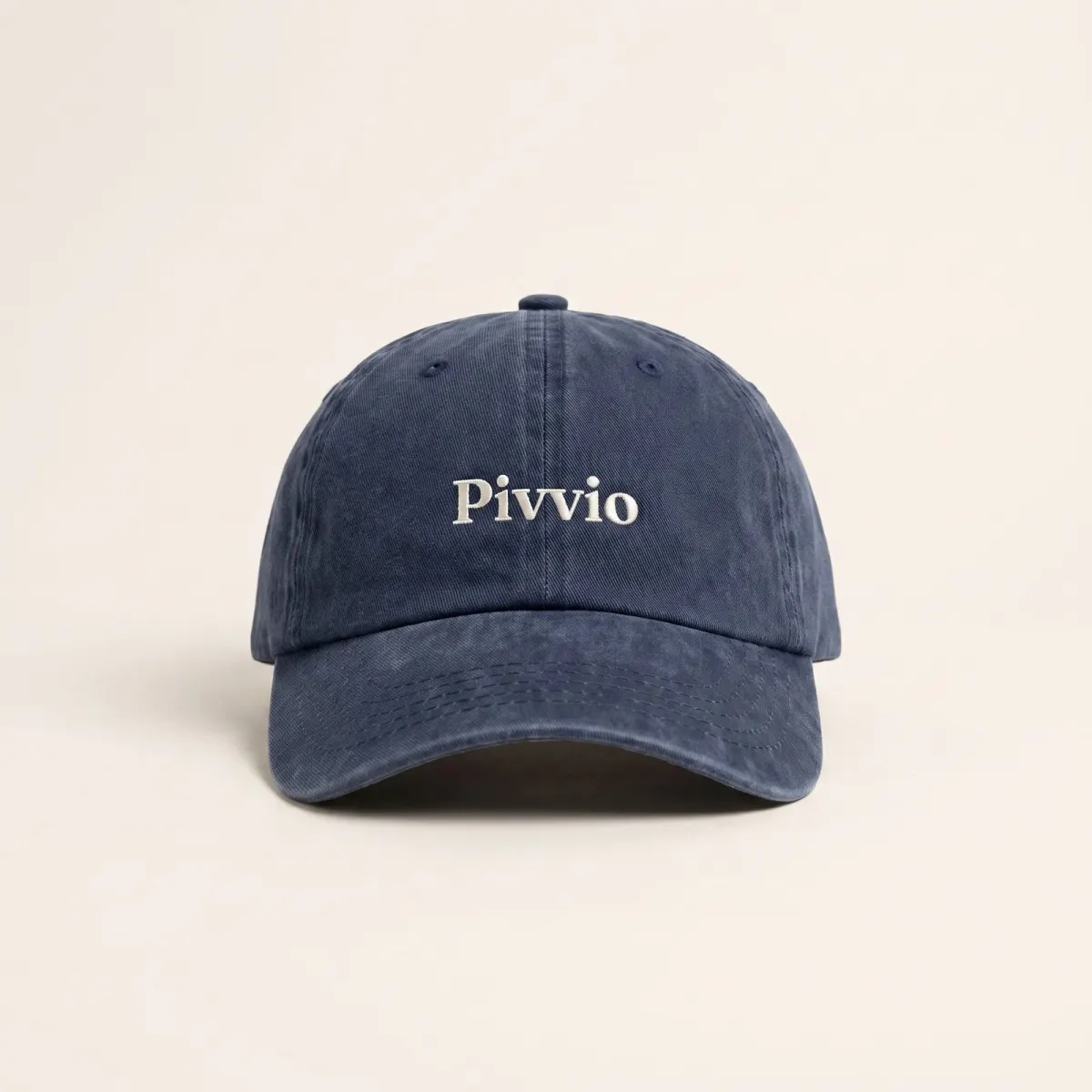 Washed cap with the Pivvio logo