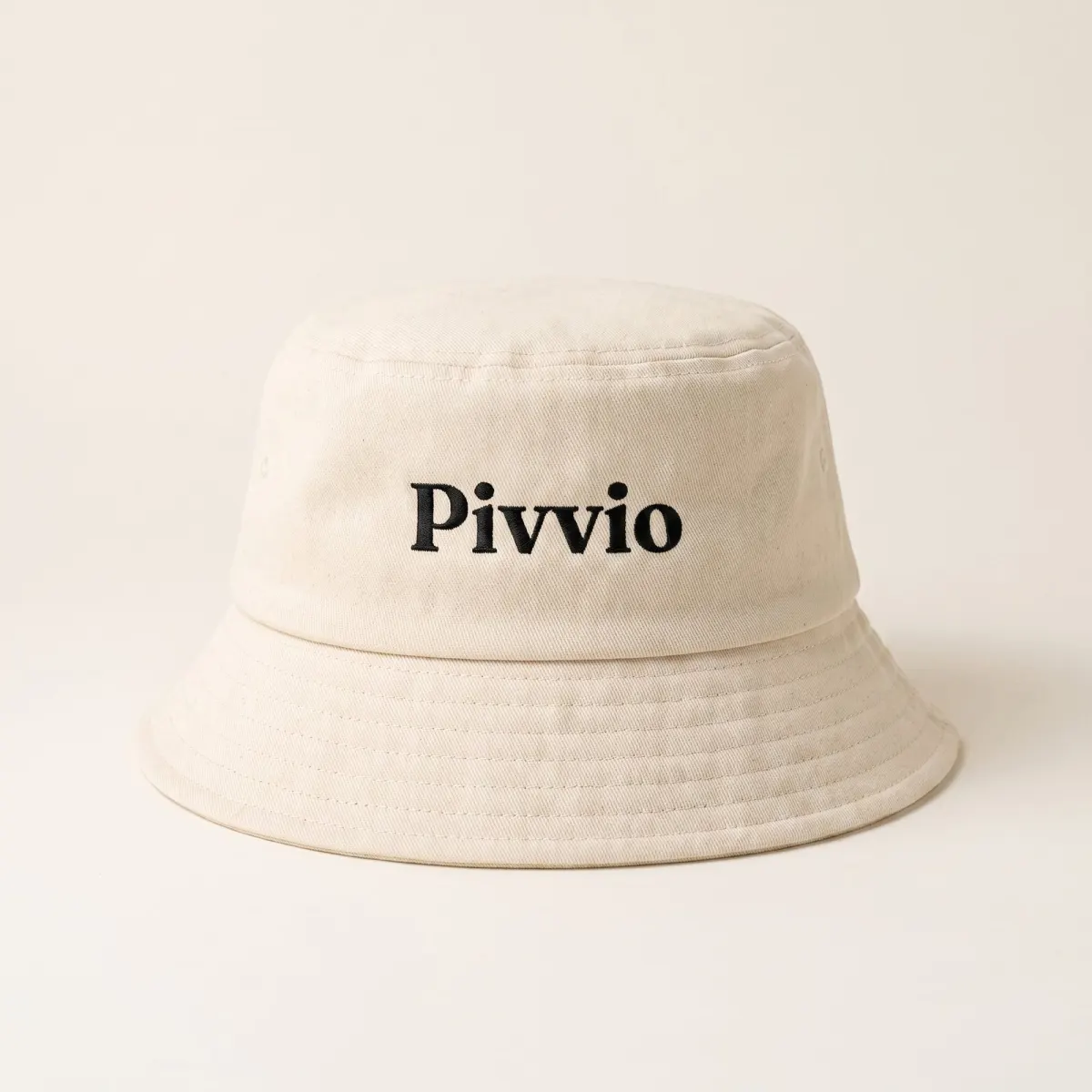 Bucket hat with the Pivvio logo